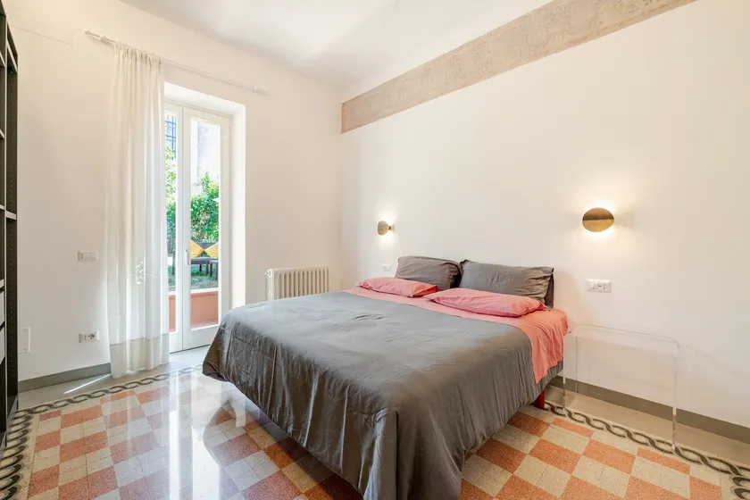 Stylish Liberty Home • Perugia Center • Garden - Image 1