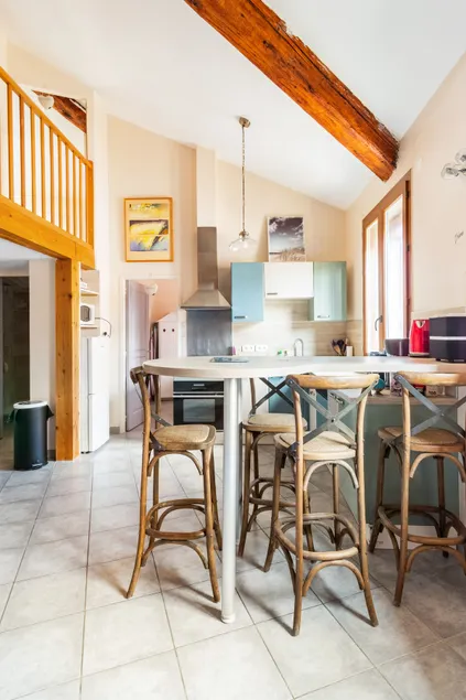 Cozy, bright, air-conditioned, family rest apartment - Image 1