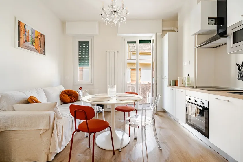 House in the Heart of the City - Image 1