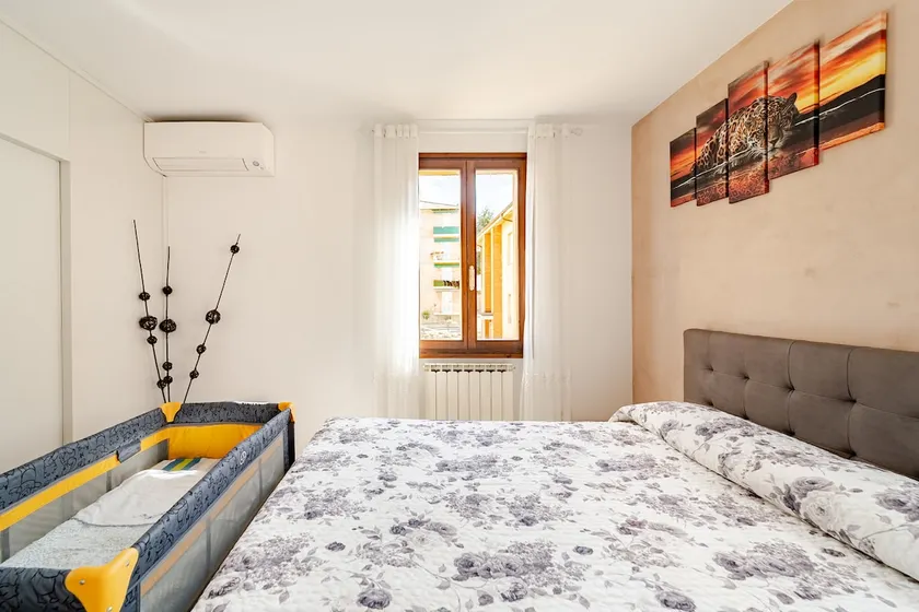 Flat Unipol Arena - Image 1