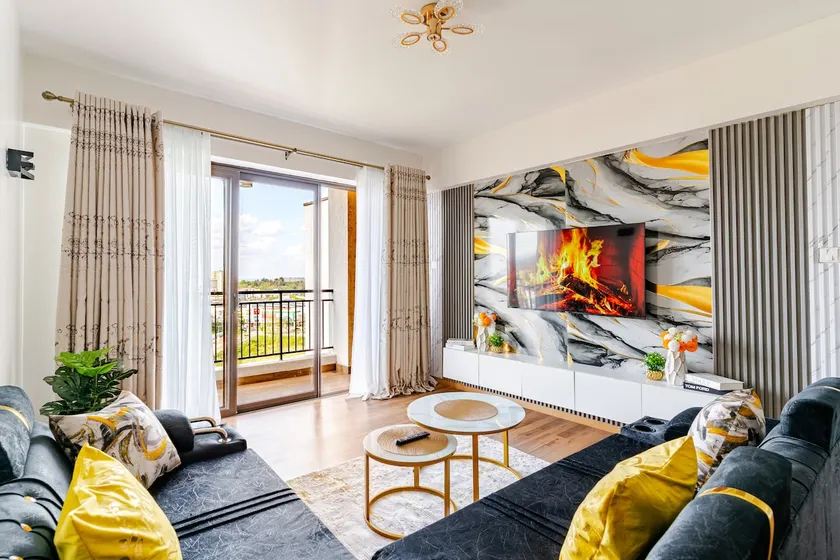 Two Bedroom Flat City Views Pool Gym - Image 1
