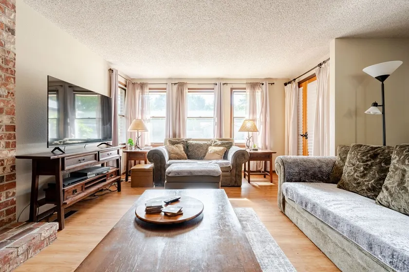 Bremerton-professional-suite-1 - Image 1