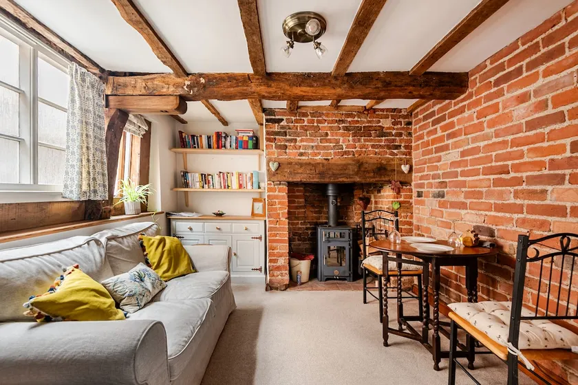 Quaint Cottage in the heart of the Cotswolds - Image 1