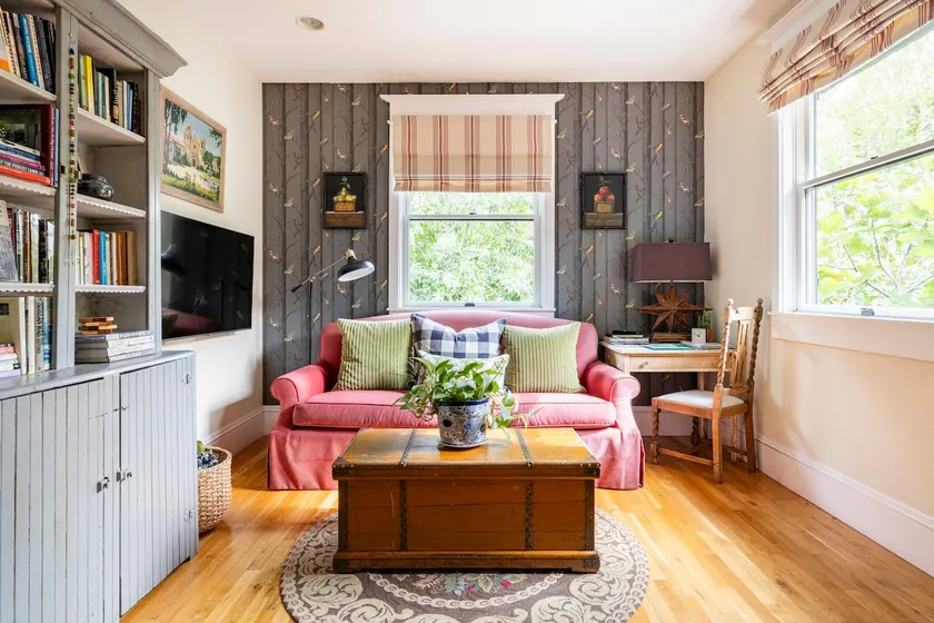 Charming Boho Farm Carriage House in Heart of Downtown - Image 1