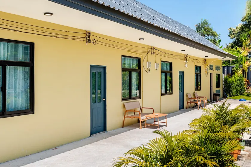 Family-sized 2 bedrooms unit near Bangtao beach - Image 1