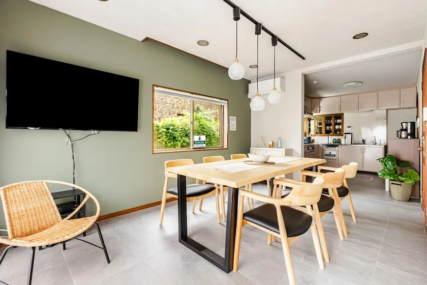 5-min Walk Shimosa-Nakayama | 4BR House | Up to 10 - Image 1