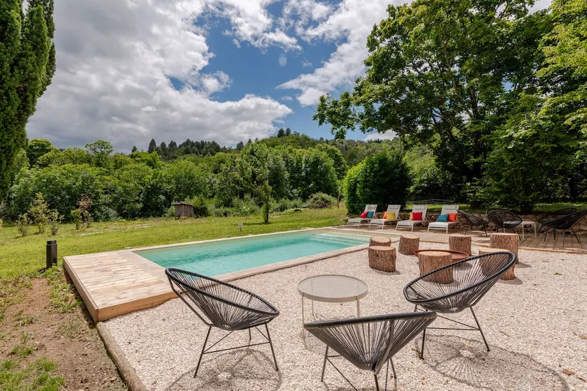 1930s country home, pool, air conditioning - Image 1
