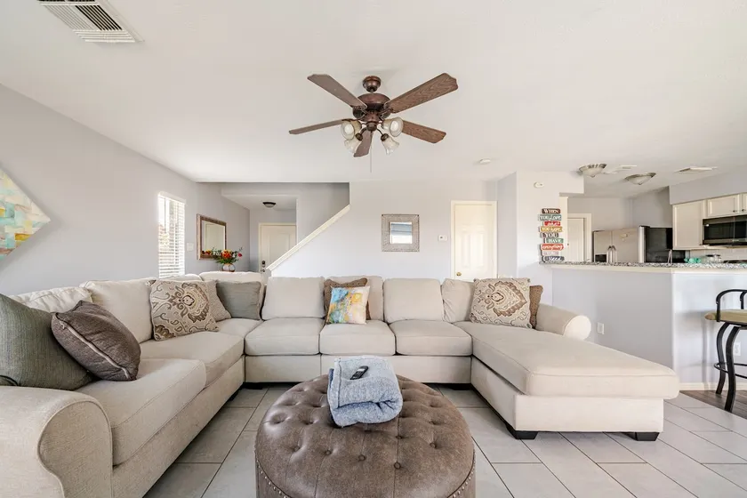 Sleeps 5 | 2BR Loft | Fast Wi-Fi | NRG +Med Center - Image 1