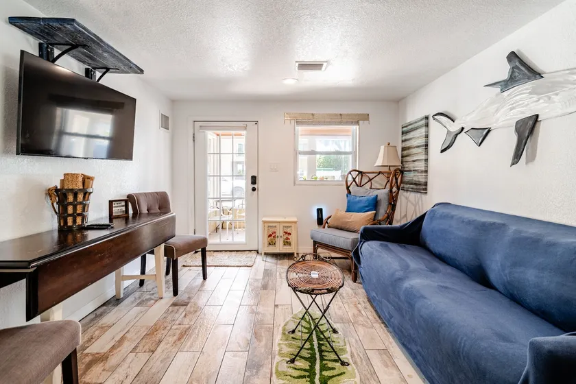 Las Palmas Beach Rentals unit 2 - Image 1