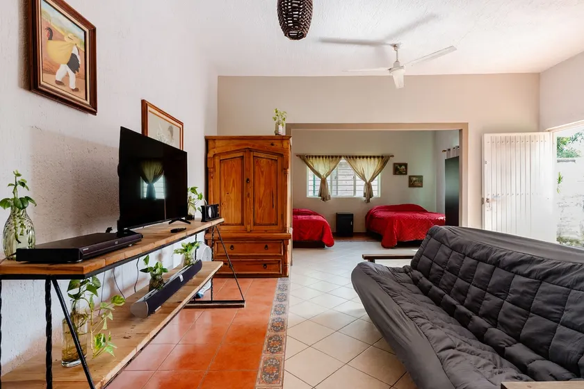 Cuatro Cycas House & Cabin with Terrace and Pool - Image 1