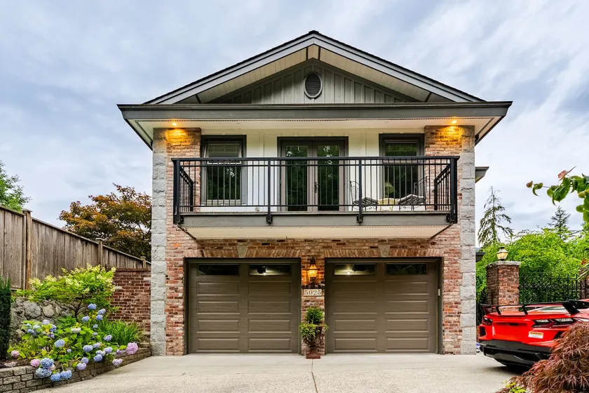 Carriage House in Belcarra, Vancouver, BC Canada - Image 1