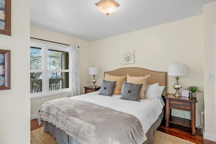 Downtown Napa Gem - perfect for TWO! - Image 1