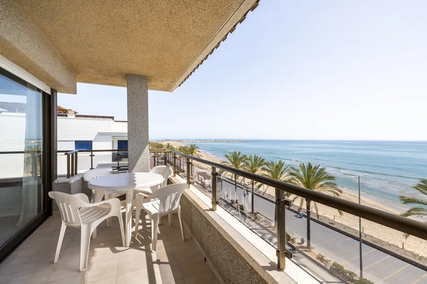 Beach Apartment in Calafell - Image 1
