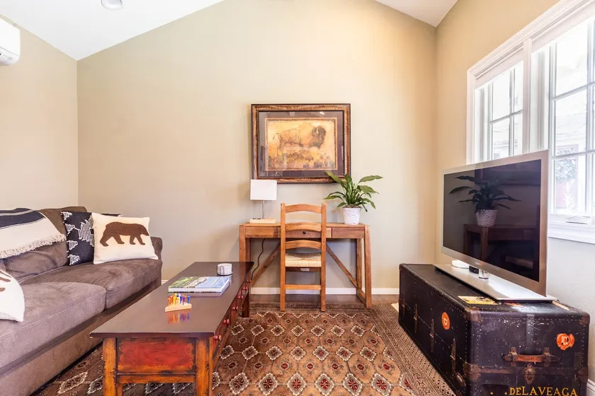 Welcoming Private Guesthouse - Image 1