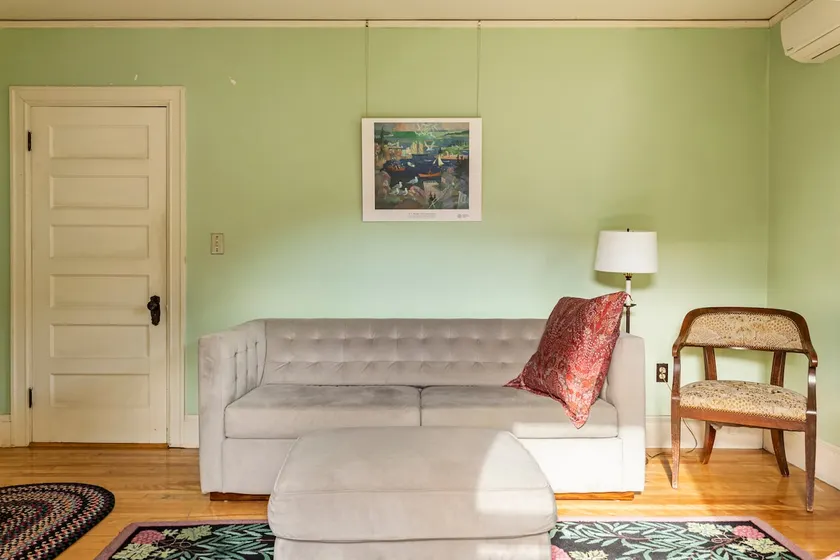 Deering Oaks Suite - ask about Canadian discount! - Image 1