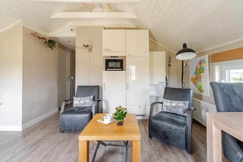 Apartment in the countryside near Deventer. - Image 1