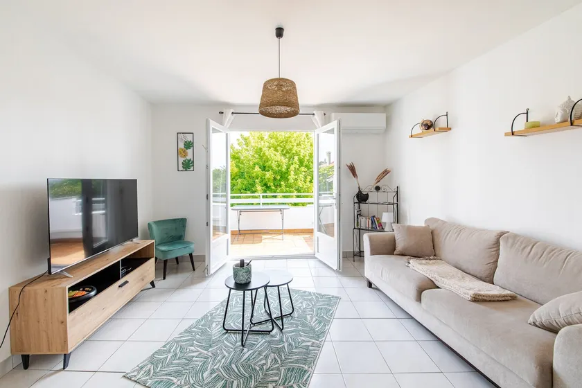 Apartment - quiet and spacious - Image 1