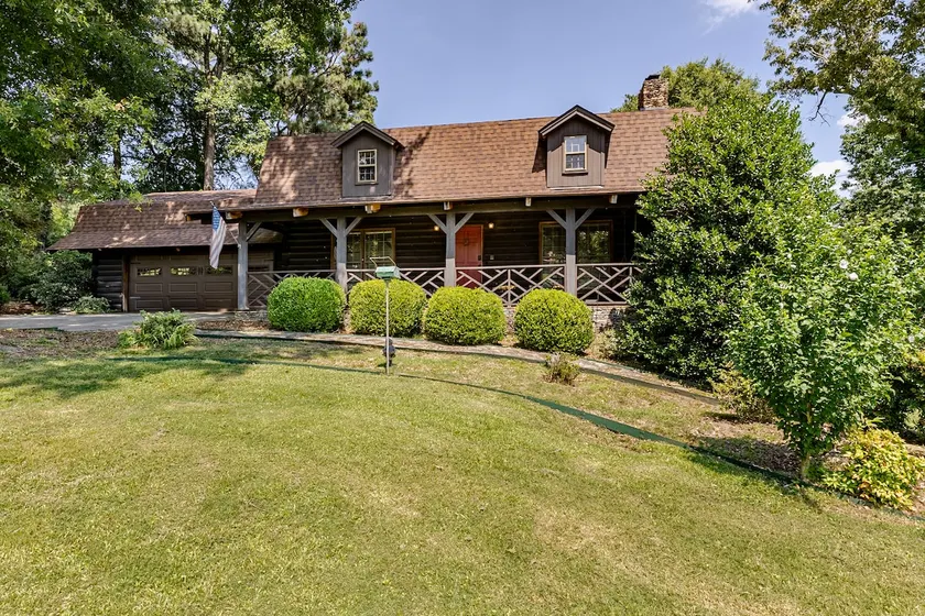 Welcome to Woodland Cottage on Lake Catoma - Image 1