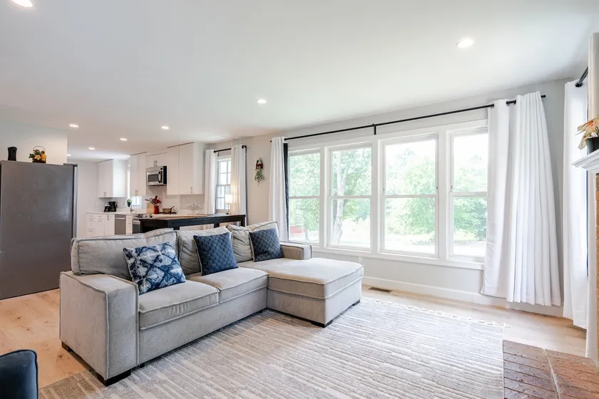 Serenity: Lush 2BR Gem, on 1 acre Silver Spring - Image 1