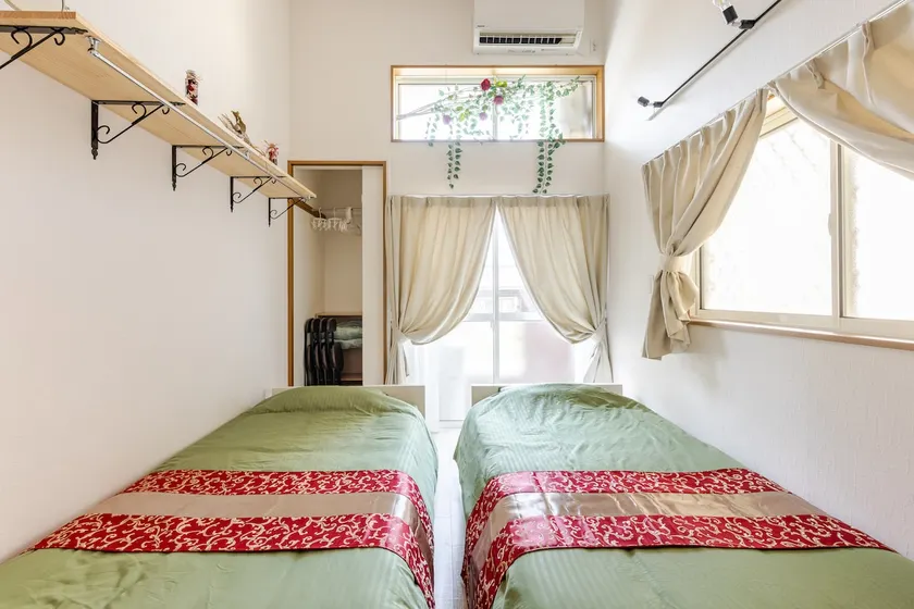 P102 【Free Parking & Bicycle】Easy Access to Tenjin - Image 1