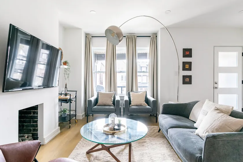 Your Yorkville Home - Image 1