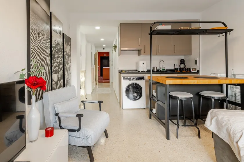 Romantic Apartment for Two - Image 1