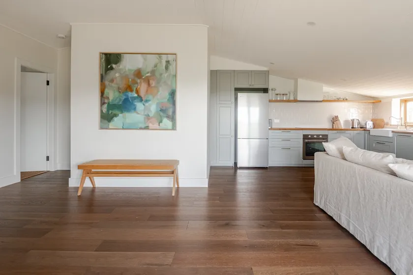Greenview Apartment - Image 1