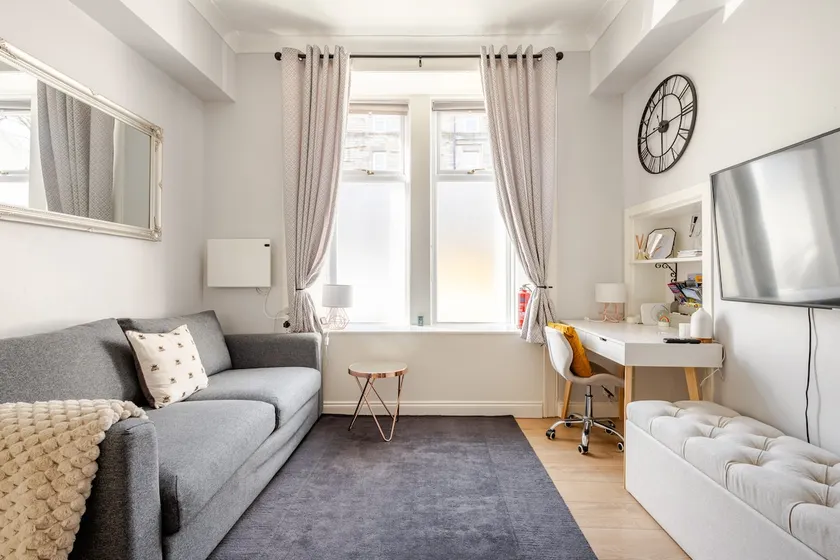 K R Sweet Home Nice one bedroom flat - Image 1