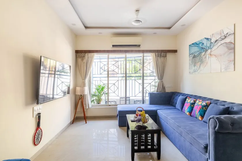 Premium 1BHK in Santacruz West - Image 1