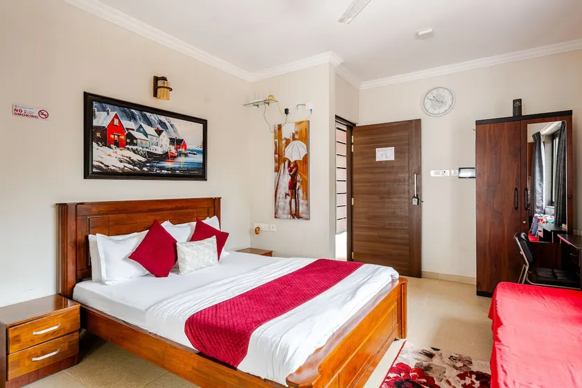 Faodail 6 - Luxury Studio at Acron Seawinds, Baga - Image 1
