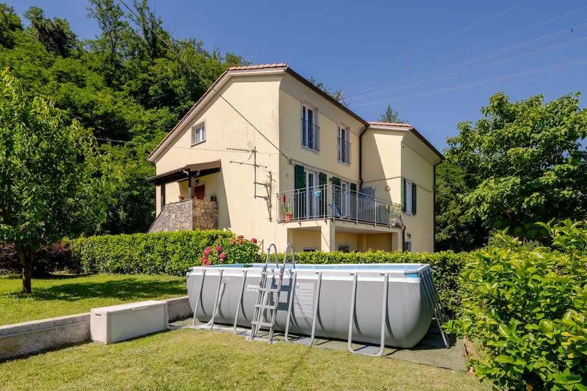 Larco - Image 1