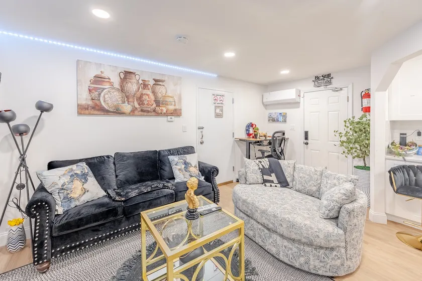 Exquisite 3 Bedrooms | Private For You Only - Image 1