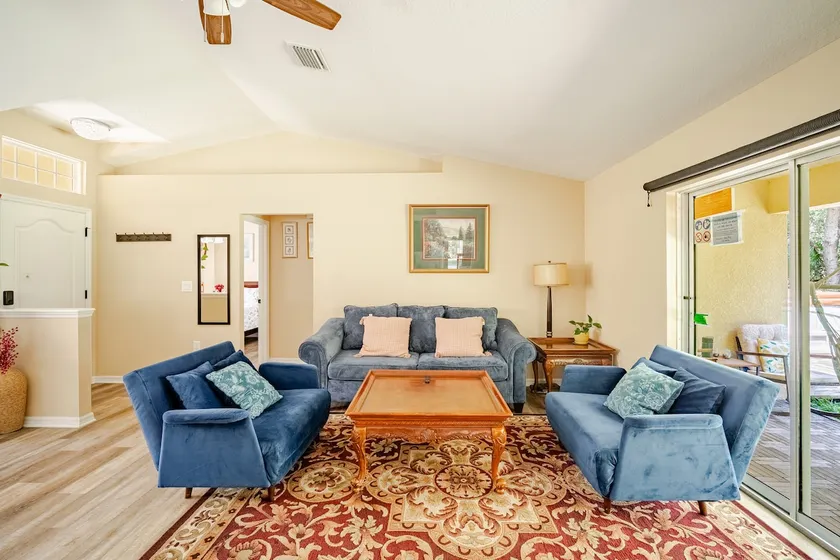 Sundance' Acres -Peaceful Private /Hot Tub/FirePit - Image 1