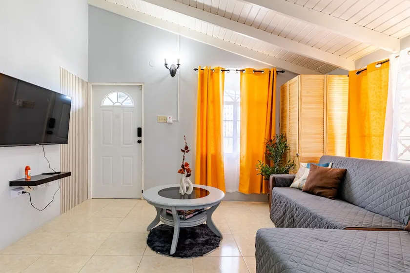 Suite Escape 2BR • Solar • Starlink • Cinema - Image 1