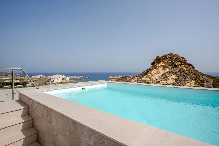 Yellow Hill Penthouse - Image 1