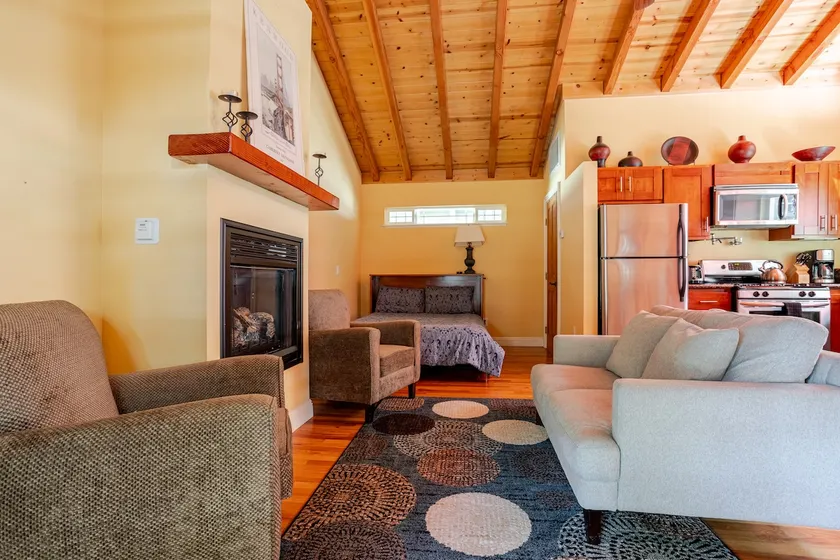 Glen Ellen Creek House/ Heart of Sonoma Valley - Image 1