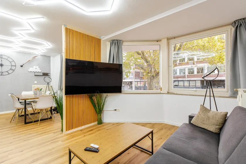 Premium flat - 65 m² - trade fair, cathedral and Rhine on foot - Image 1