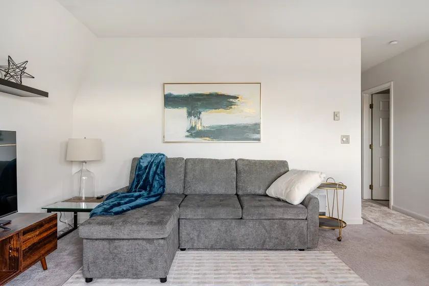 Capitol Hill 2 Bedroom #2 w/parking - Image 1