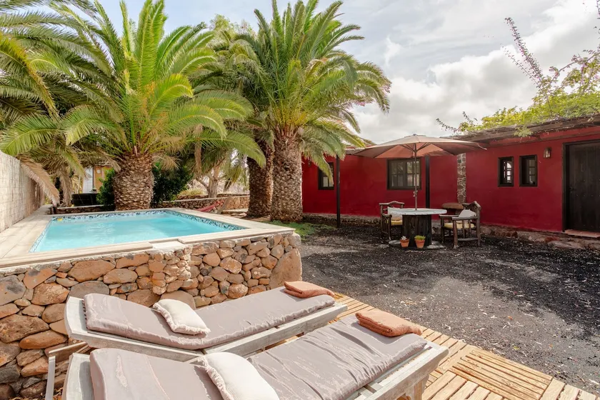 Natura Inn, five-star nature. - Image 1