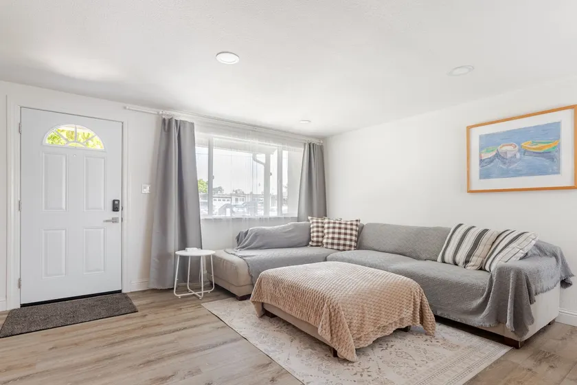 Clean, Comfortable, Convenient - Image 1