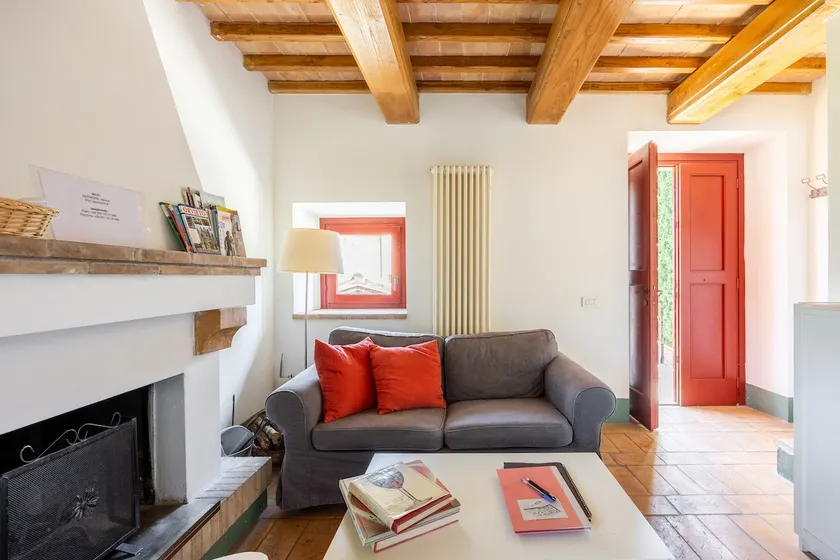 Farmhouse on a winery - Image 1