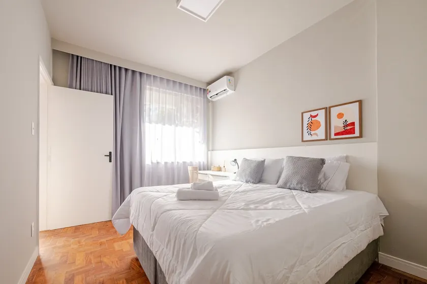 Elegant apartment 3 minutes from the beach - Porto da Barra - Image 1