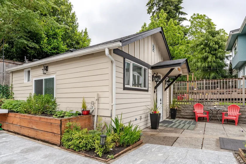 The Mini Garden Villa - Image 1