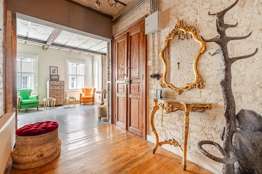 Luxury & Spacious Designer Loft near Taksim Square - Image 1