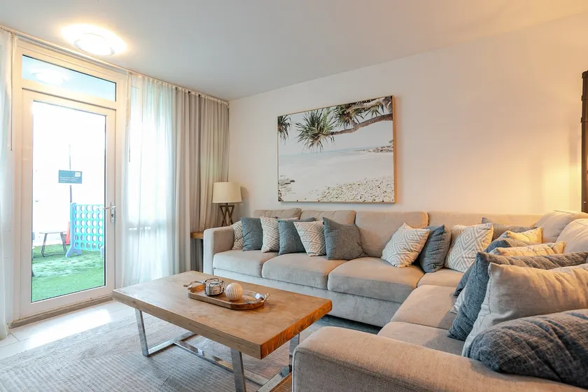 Ocean Front Oasis w/KingBed+Private Patio+PK+WiFi - Image 1