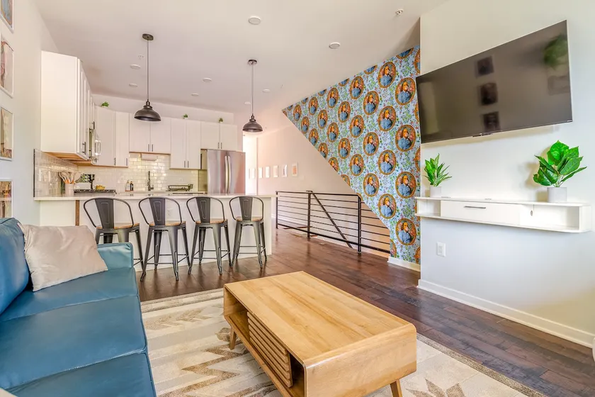 Spacious 3BR/3BA: Families & Groups - Explore DC - Image 1