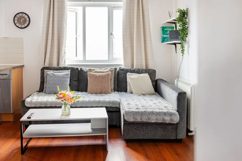 Beautiful View Apartment Near Canary Wharf - Image 1