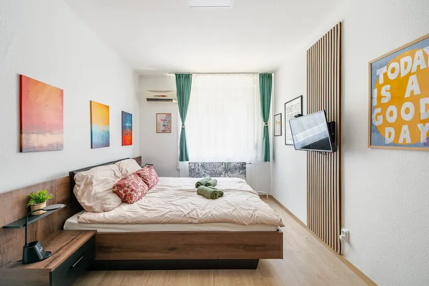 Colorful Dream Studio- Free Parking - Image 1