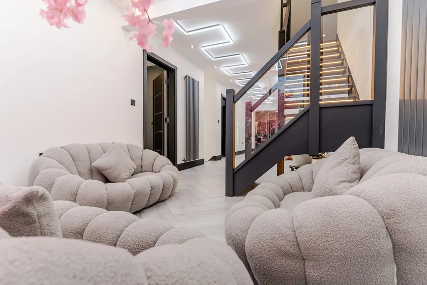 Beautiful house in Solihull - Image 1