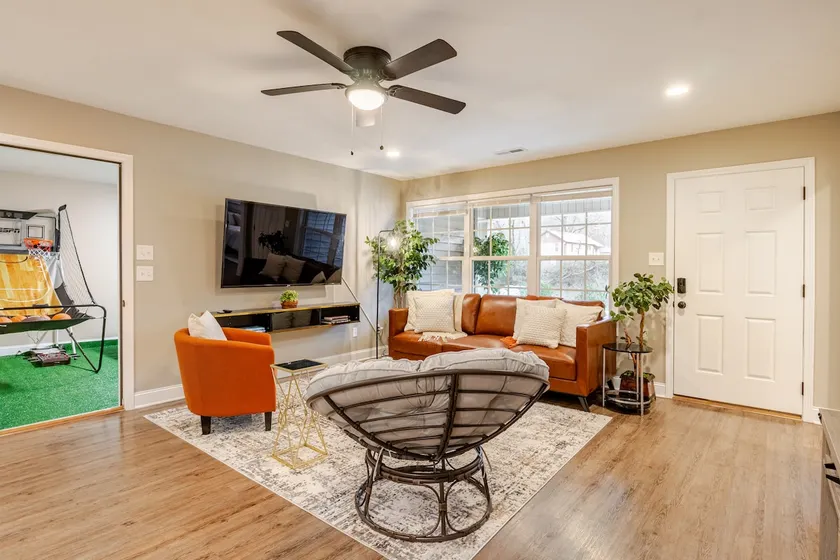 Knoxville Family Getaway Close to UTenn - Image 1